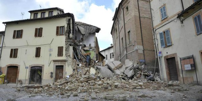 L’Italia trema ancora: vicino alla popolazioni colpite dal terremoto!