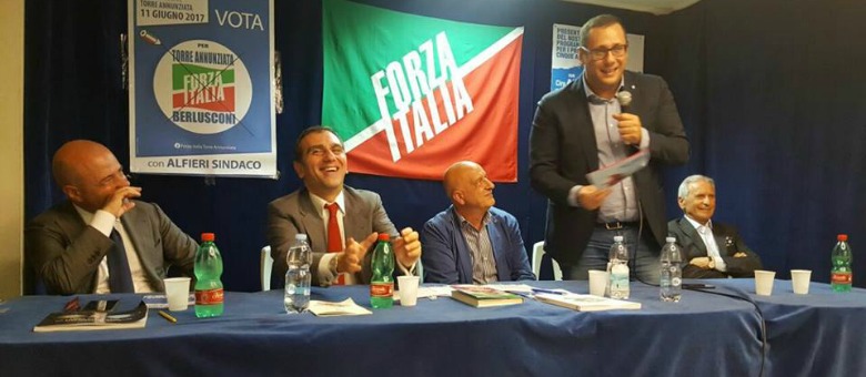 A Torre Annunziata per sostenere Forza Italia e il candidato sindaco Ciro Alfieri