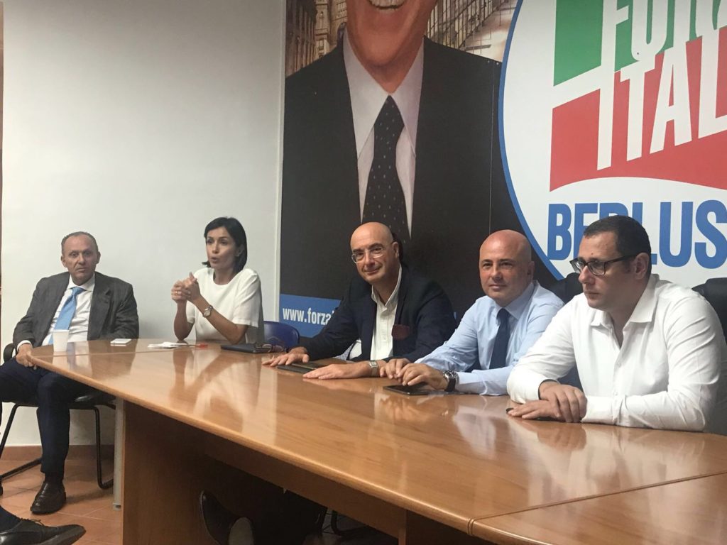 Grande partecipazione all’assemblea degli amministratori di Forza Italia