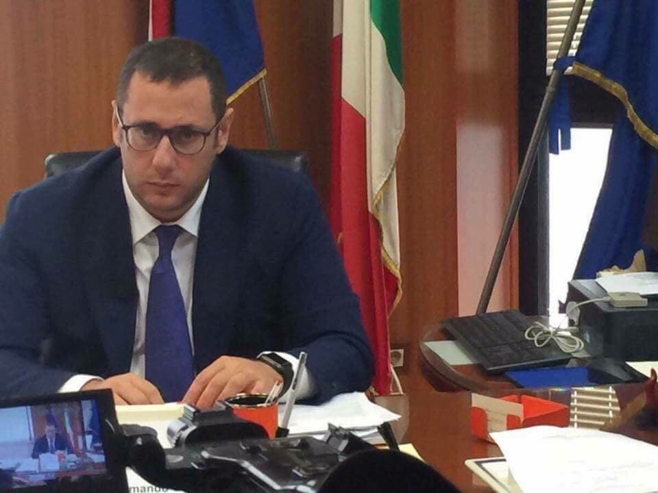 FONDI EUROPEI: DE LUCA PRONTO A DARE 30 MILIONI A SCABEC, LA FOLLIA SI FA PROVVEDIMENTO