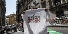 WHIRLPOOL: 20 MILIONI? DE LUCA SI FACCIA RESTITUIRE I 2 MILIARDI DEL PATTO PER LA CAMPANIA